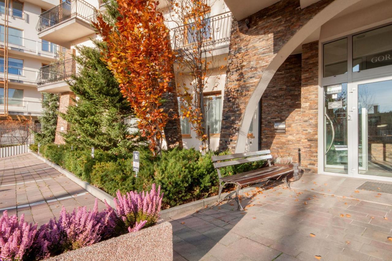 Apartserwis - Gorace Zrodla Apartament Czerwone Wierchy زاكوباني المظهر الخارجي الصورة