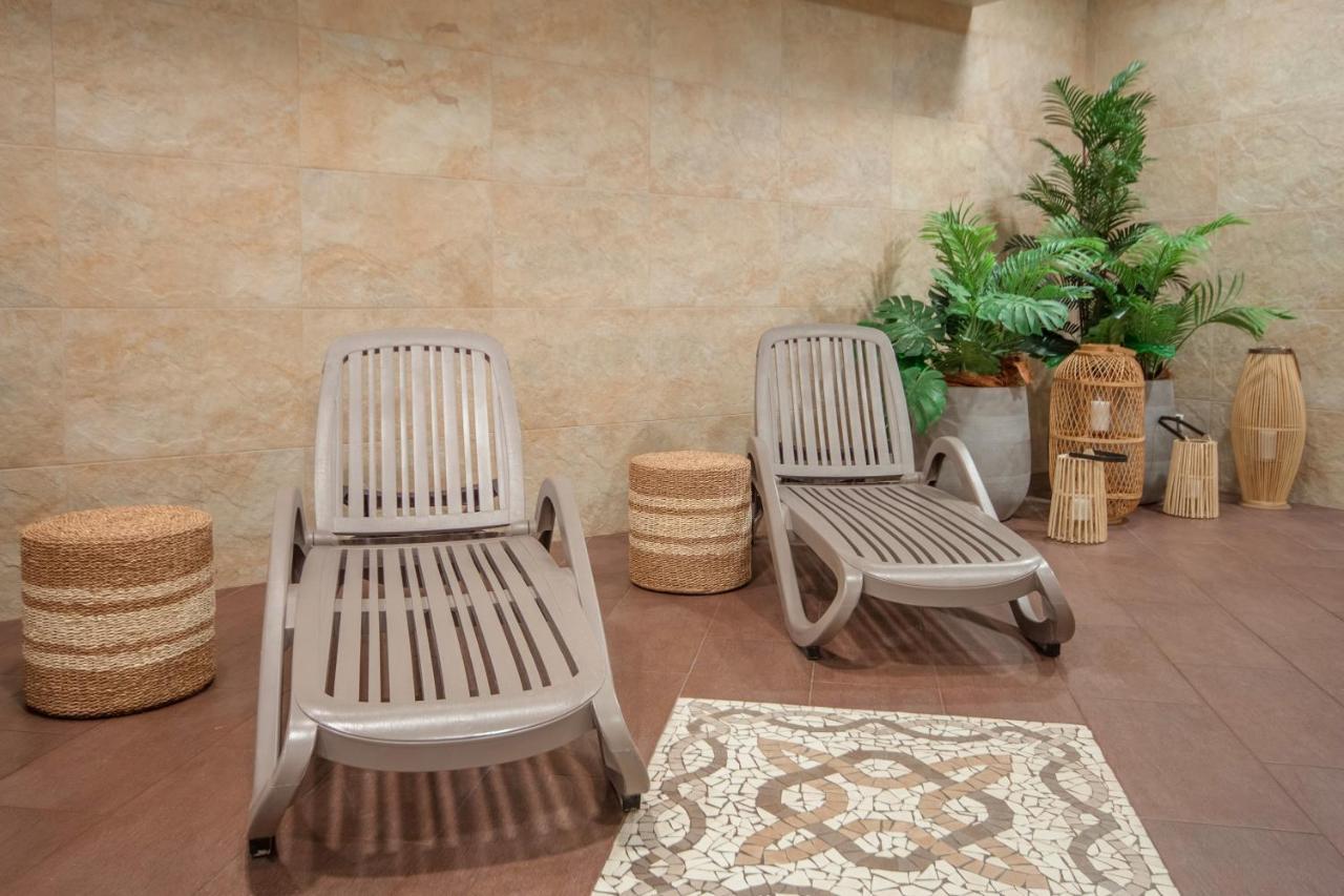 Apartserwis - Gorace Zrodla Apartament Czerwone Wierchy زاكوباني المظهر الخارجي الصورة